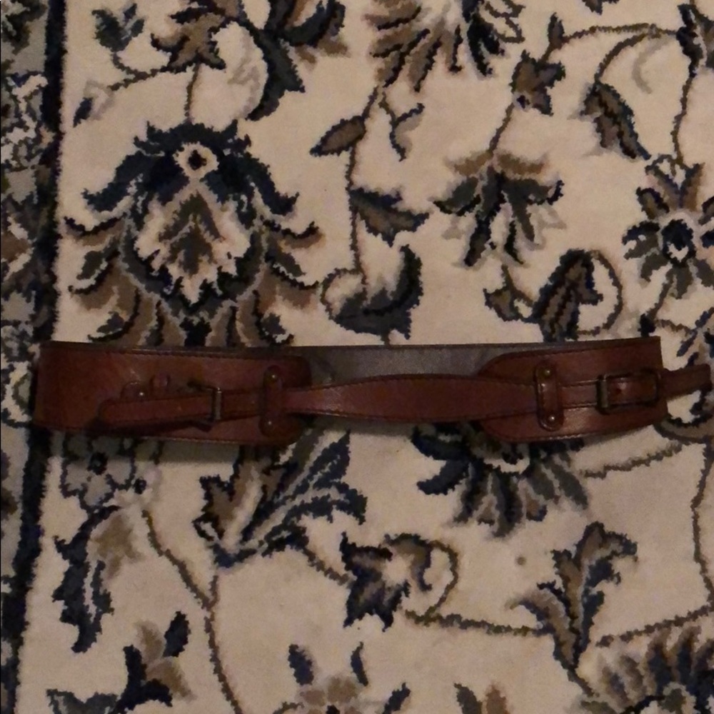 Leather waist belt.